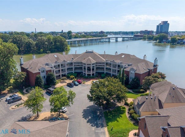 30 Brough Ln Unit#2, Hampton, VA 23669