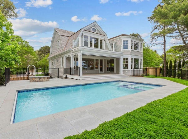 64 Pershing Lane, Orleans, MA 02653