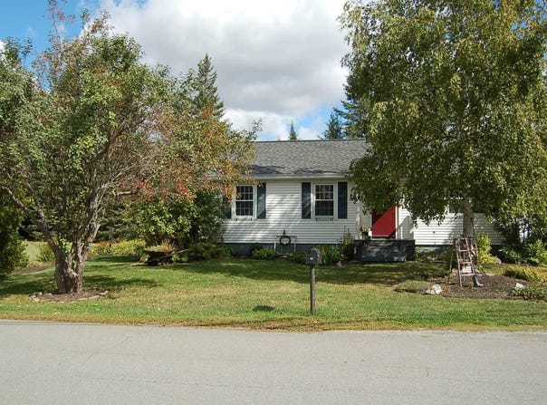 28 Sunset Avenue, Hampden, ME 04444
