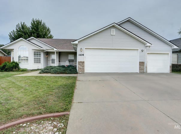 1104 Vanity Peak Dr, Emmett, ID 83617