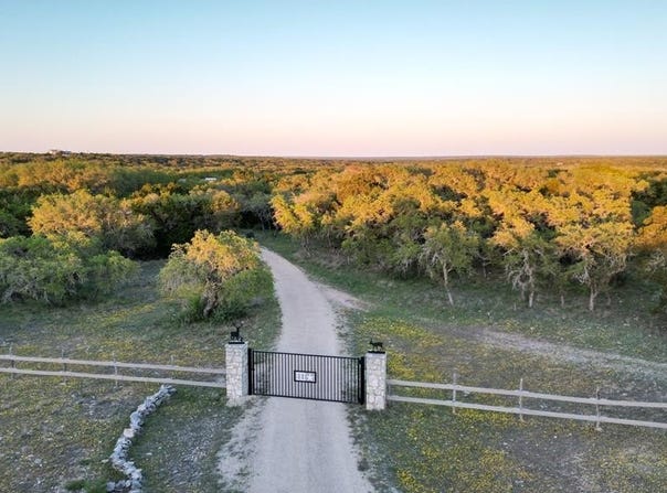 215 70L Rd, Junction, TX 76849