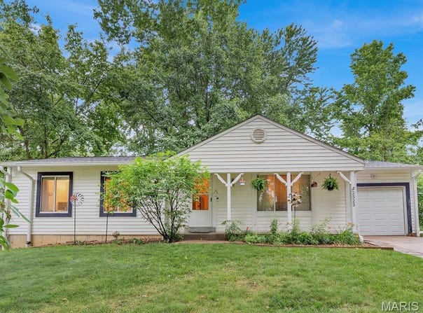 2323 Sundance Drive, O'Fallon, MO 63368