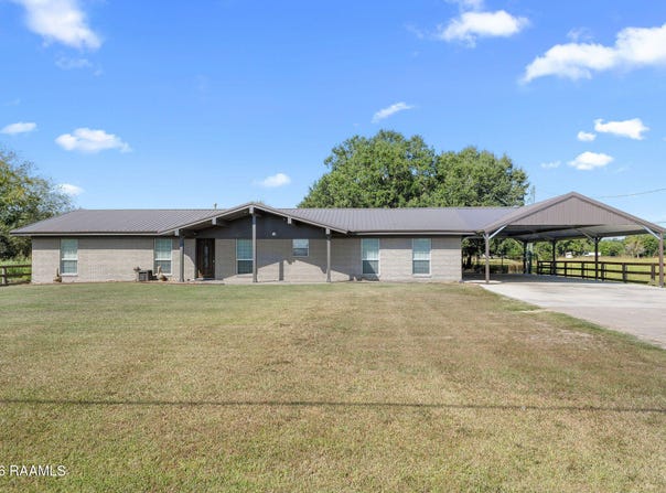 1317 Highway 93 N, Scott, LA 70583