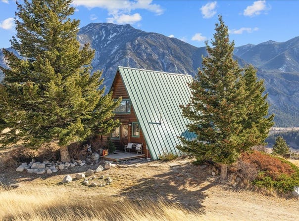 4 Hawk Trail, Nye, MT 59061