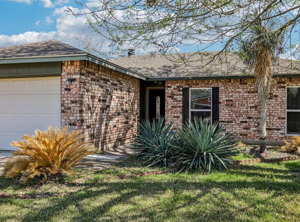 1107 Long Meadow Dr, Round Rock, TX 78664