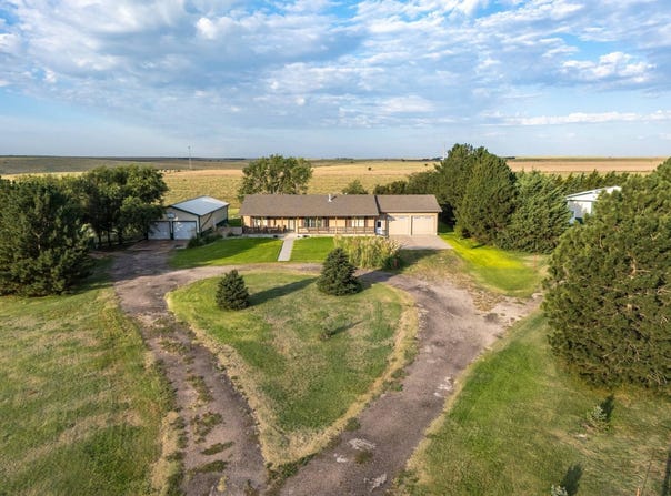 162 1700th Rd, Dresden, KS 67635