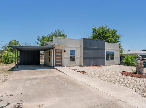 1803 Ave A, Del Rio, TX 78840
