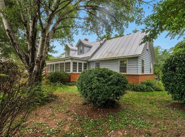 12915 General Puller Highway, Hartfield, VA 23071