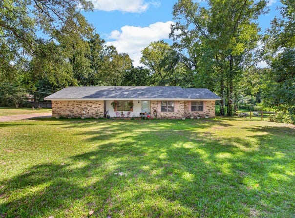 1610 Ginnway, Lufkin, TX 75901