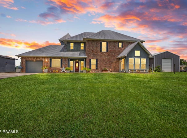 358 Fleur De Lis Lane, Rayne, LA 70578