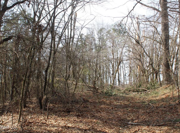 Laws Hill Road, Waterford, MS 38685