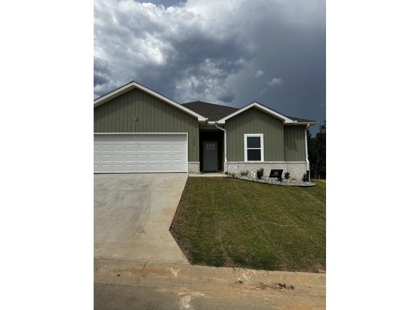 150 Everest Street, Shannon Hills, AR 72002