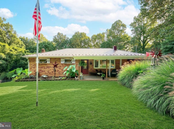 5400 LEWISBERRY Road, DOVER, PA 17315