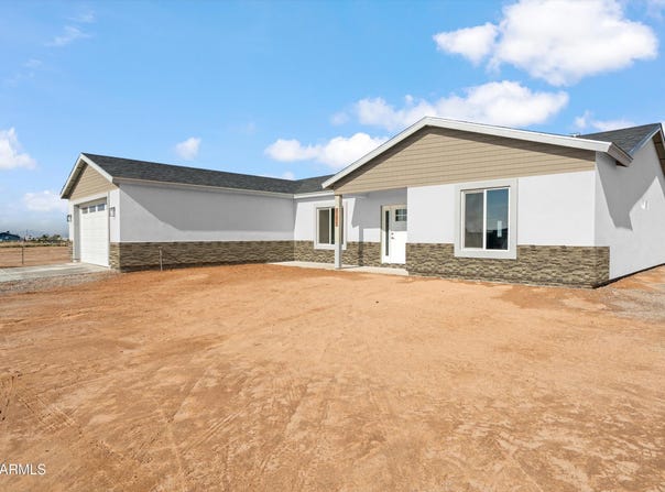 10893 E Angus Lane, Coolidge, AZ 85128