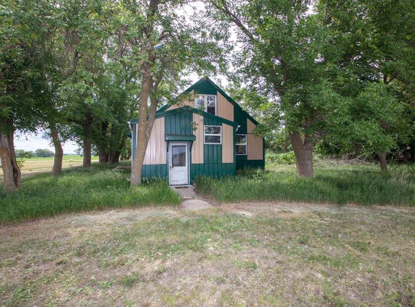 22680 486th Ave, Ward, SD 57026-6627