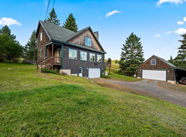 71 Proctor Road, Rangeley, ME 04970