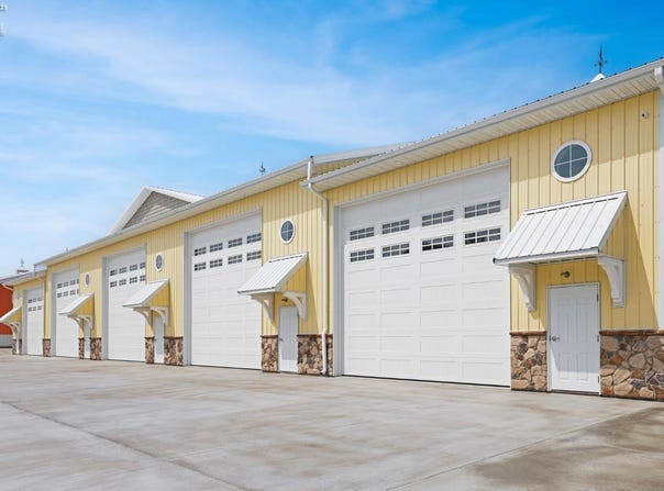 2656 E Harbor Road, Port Clinton, OH 43452
