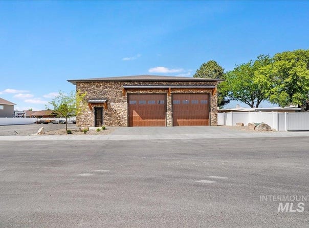 2531a E 3769 N, Twin Falls, ID 83301