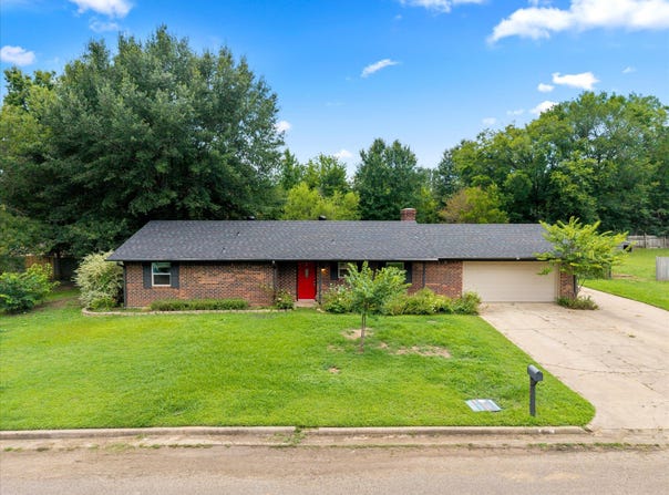 524 Park Lane, Mount Vernon, TX 75457