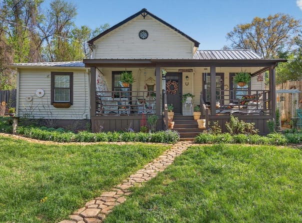 150 Mount Olive Rd., Amherst, VA 24521