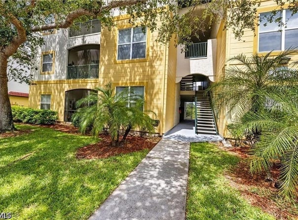 11530 Villa Grand, Fort Myers, FL 33913