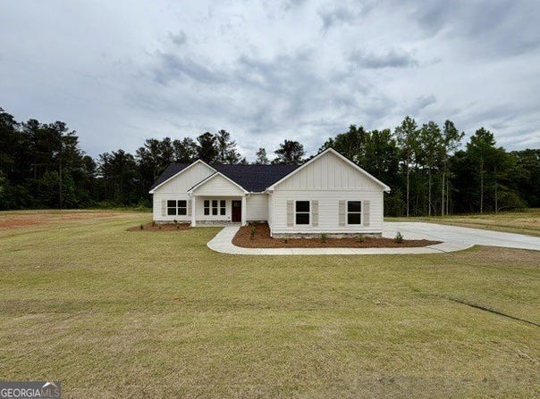 226 Robert Williams Road, Pine Mountain, GA 31822