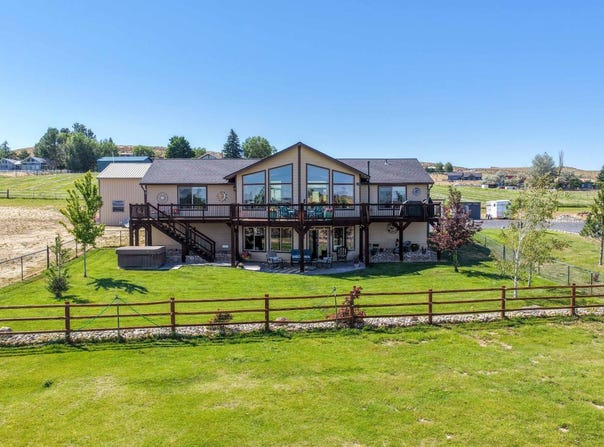 23963 Paradise Rd, Burns, OR 97720