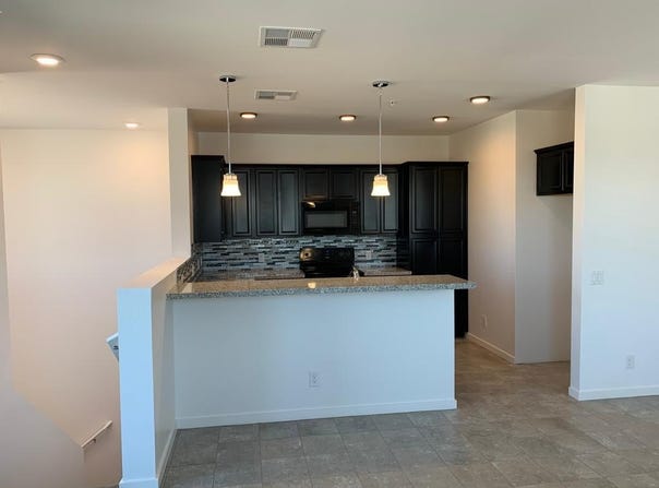 3900 E Baseline Road, Phoenix, AZ 85042