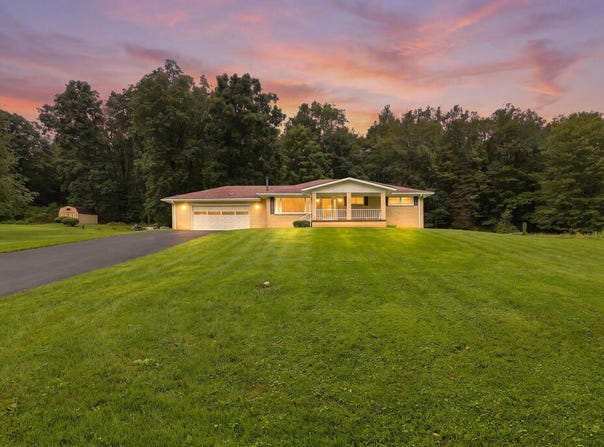116 Mine 42 Road, Windber, PA 15963