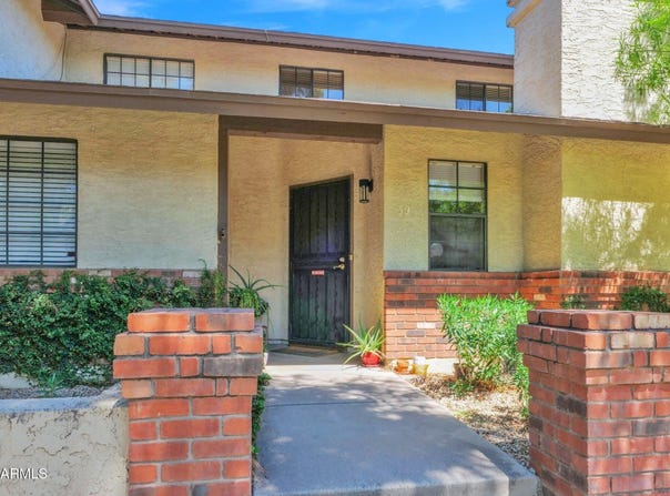 170 E GUADALUPE Road, Gilbert, AZ 85234