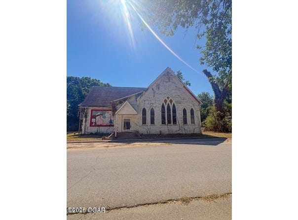 700 Ottawa Street, Seneca, MO 64865