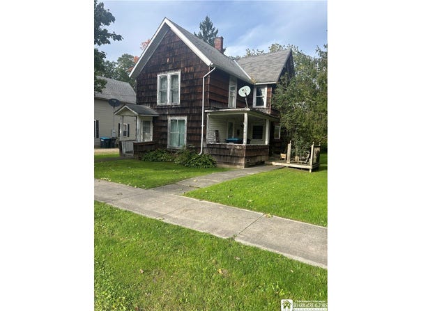 54 Greenwich Street, Belmont, NY 14813