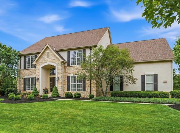 9322 Creighton Drive, Powell, OH 43065