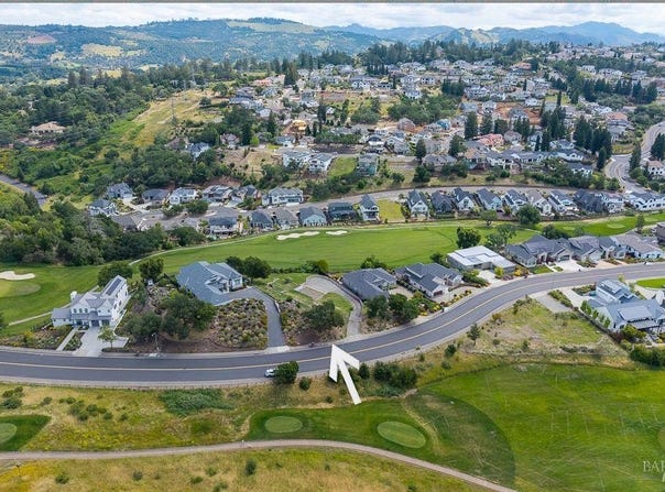 3780 Saint Andrews Drive, Santa Rosa, CA 95403