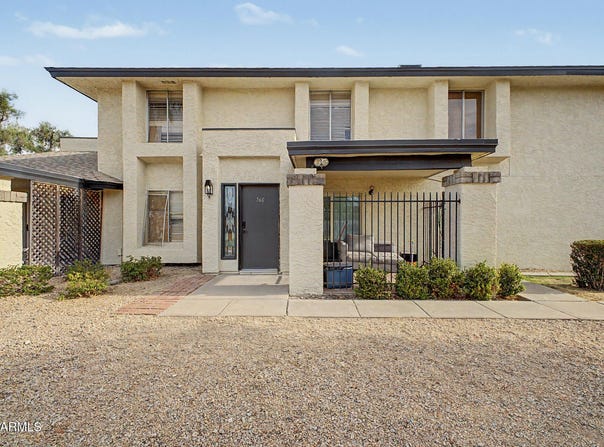 760 E EUGIE Avenue, Phoenix, AZ 85022