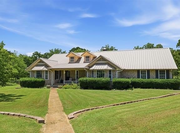 2464 S Roberta Road, Durant, OK 74701