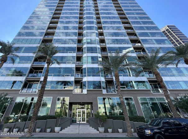 1 E LEXINGTON Avenue, Phoenix, AZ 85012