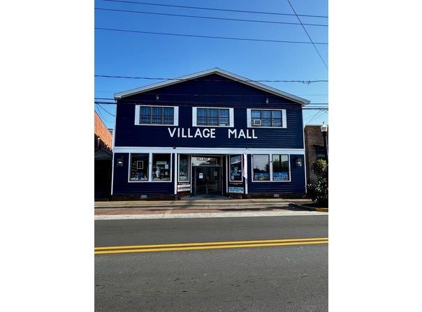 4098 MAIN ST, CHINCOTEAGUE, VA 23336