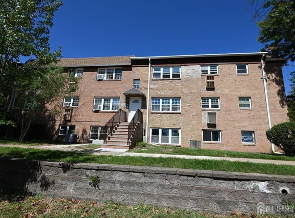 271 College Drive, Edison, NJ 08817