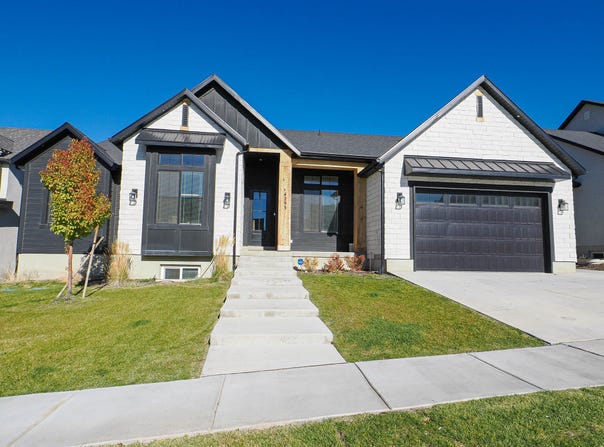 4293 N SEASONS VIEW Dr E, Lehi, UT 84048
