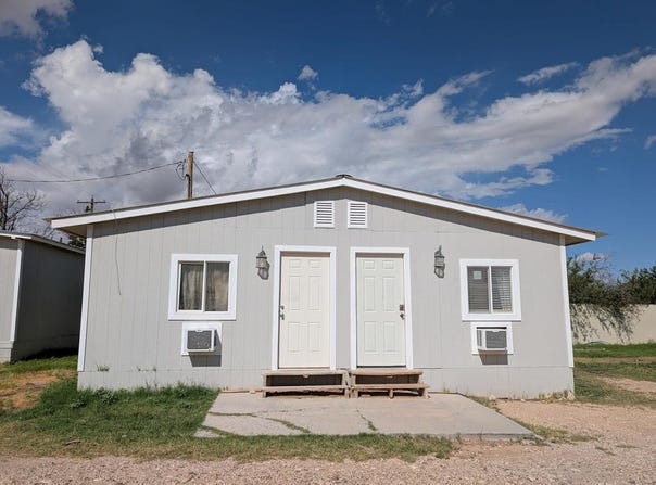 213 E 7th St, McCamey, TX 79752