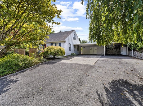 3005 NE 49TH St, Vancouver, WA 98663