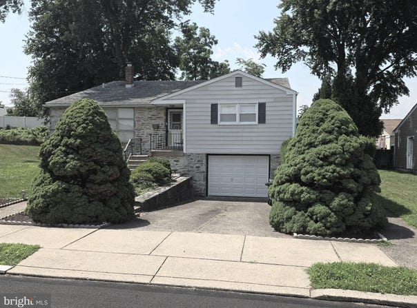 150 SHELLY Lane, PHILADELPHIA, PA 19115