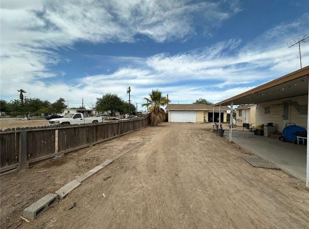 87 Niland Avenue, Niland, CA 92257