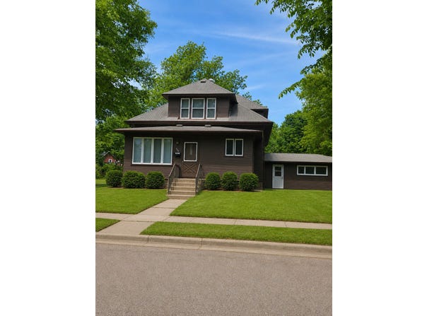 824 4th Street SE, Willmar, MN 56201