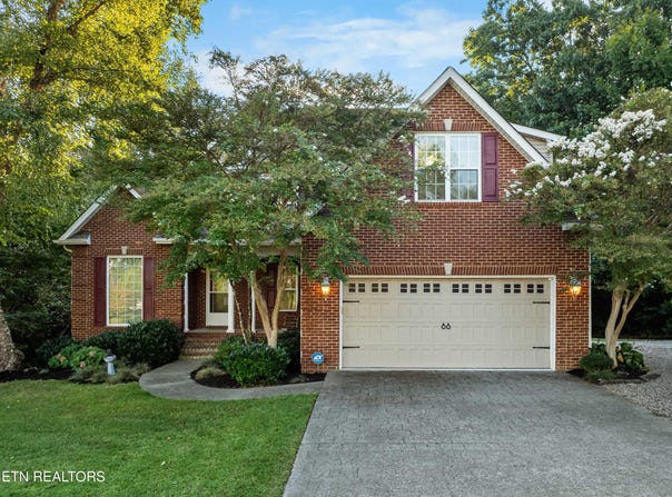 8127 Campbells Point Rd, Corryton, TN 37721