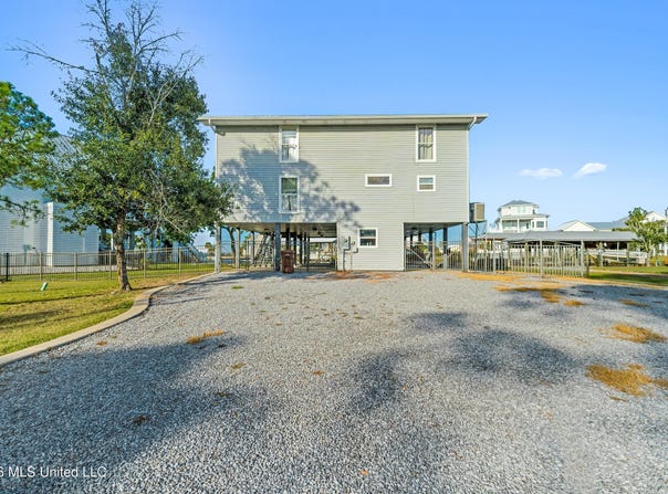 109 Basswood Drive, Pass Christian, MS 39571