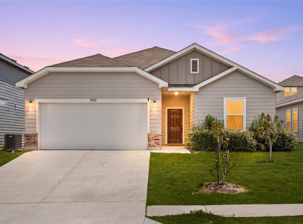 19325 Berringer Dr, Pflugerville, TX 78660