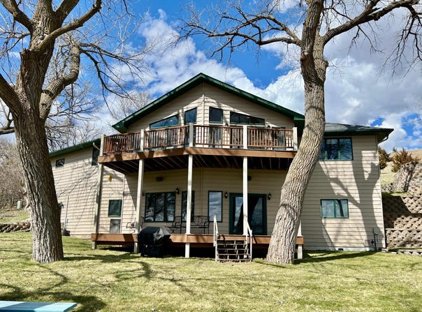 79317 355th Street, Clinton, MN 56225