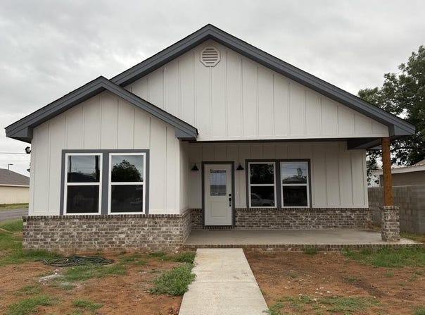 812 NW 1st, Andrews, TX 79714
